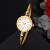 Orologi da polso da donna piccolo bracciale rigido in oro orologi di lusso orologio da polso al quarzo da donna in lega orologio casual di marca regalo Colck