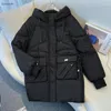 Женские траншевые пальто 2023 Winter Puffer Jacket Женщины с верхними потоковыми капюшонами повседневная свободная отта