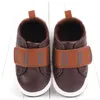 Детская обувь малышка первые ходьки мягкая подошва младенца малыша Prewalker Дизайнерские кроссовки Baby Boy девочка для кроватки.