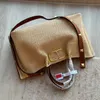 Schoudertassen Designertassen Handtas Strand Geweven bakken Winkelen V-schouder Emmer Crossbody 2023 Hoge kwaliteit strogroentemandtas 25CM