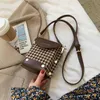 Ins Super Hot Thousand Bird Grid Bag Women's New Vertical Mobile Phshoulder Fashion Crossbody Small Square 230828