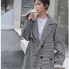 Wool Blends Women Women Spring Fashion Plaid Trench Płaszcz z paskiem Turn Down Collar Femme Casaco Abrigo Streetwear 230828