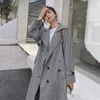 Wool Blends Women Women Spring Fashion Plaid Trench Płaszcz z paskiem Turn Down Collar Femme Casaco Abrigo Streetwear 230828