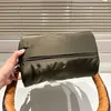 럭셔리 디자이너 Onthego Women Totes Crossbody Bags 프랑스 브랜드 오래된 꽃 최고 품질의 우주면 베개 핸드백 23 New Autumn Winter 대용량 숄더백