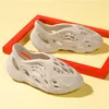 Moda de luxo designer sapato atlético crianças sandálias ao ar livre chinelos crianças crianças slides formadores das crianças