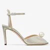 Moda Brial Wedding Sacora V-cut Peep Toe Sandalias Zapatos con perla blanca Mujeres Sacora Tacones altos Señora Open Toe Bombas Vestido Boda Gladiador Sandalias EU35-43