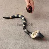 Electric/RC Animals RC Snake Realistic Snake Toys Odbiornik w podczerwieni Elektryczny symulowany zwierzę zwierzęta kobra żart żart sztuczka dla dzieci Halloween x0828