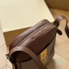 2023-Mens Messenger Bag Crossbody Designer Väskor axelväska Handväska män Ny Luxurys Fashion Classic Letter Mönster Purse Läder