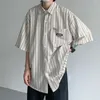 القمصان غير الرسمية للرجال كلاسيكية القميص الصيفي نصف كم التجفيف سريع العمودي طباعة طباعة أعلى من الذكور التنفس