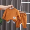 Conjuntos de ropa Dibujos animados Baby Boys Otoño Trajes de primavera Camiseta de algodón de manga larga Tops Pantalones 2 piezas Conjunto de ropa para niños 1 2 3 4 5 años Traje deportivo 230828