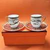 Koppar Saucers Luxury Horse Design Porcelain Coffee Cup Saucer Set Bone China Set Glasögon Guldkontur Tea