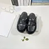 Zapatillas de diseñador, sandalias de cuero suave, mulas de plataforma para mujer, mocasines planos de verano, zapatillas de piel de oveja, chanclas de playa para mujer