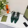 2024 Womens Slingback Sandals Pump Aria Shoes presenteras i svart nät med kristaller glittrande motiv tillbaka spänne stängning storlek 35-42