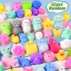 لعبة إزالة الضغط 10/50pcs ألعاب اسفنجي صغيرة mochi squishies kawaii نمط الحيوانات تخفيف الإجهاد squize للأطفال هدايا عيد ميلاد الفتيات 230826