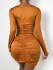 Основные повседневные платья 2023 Оранжевые с длинным рукавом платье с трудным подготовкой Сексуальное глубокое вырезка для ночного платья с вареньем