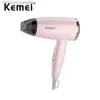 Kemei Portable Handle Compact Hair Dryer Foldable Low Noise Blower Dryer Hot Wind Long Life for Outdoor Travel 950W Student Use Q230828