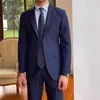 Trajes de hombre Moda Hombre Solapa de muesca blanca Dos botones Blazer masculino Elegante Casual Novio Traje de esmoquin de boda Slim Fit Conjunto de 2 piezas