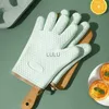 Gants de four isolés anti-brûlure Cuisine Four à micro-ondes Mitaines de cuisson Épaissie Gants en silicone résistant à la chaleur à cinq doigts HKD230899