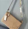 Kvinnor Luxurys designers väskor axelväska mini handväskor pochette accessoarer crossbody wallet womens purses card holder messenger purseam