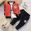 Nuovi vestiti giacca per bambini Set Set di abbigliamento casual infantile cappotto + top + mutanda 3 pezzi Set di vestiti di moda vestito per bambino per ragazzo A003