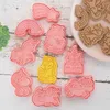 8 stks/set Cookie Cutters Plastic 3D Eenhoorn Vorm Cartoon Drukbare Biscuit Mold Cookie Stempel Keuken Bakken Gebak Bakvormen Tool HKD230828