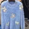 Kvinnors tröjor Autumn Winter 2023 Milk Blue Soft mysig tröja Femme pärlflor design mode diamant o-hals söt pullover kvinnor