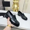 7A 2023 Yeni Sonbahar ve Kış Tasarımcısı Lüks Ayakkabı Moda Spor Ayakkabıları Kadın Lüks Tuval Ayakkabı Retro Ayakkabı Yeni Günlük Eğitimler Klasik Ccity Spor Sneaker Djfashf