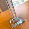 新しい高級クリスタルキャンドルホルダーガラスの置物用照明テーブル装飾ウェディングルームロマンチックなパーティー用品クリスタルキャンドルスチックHKD230825