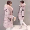 Trenchs Femmes Manteaux 2023 Veste d'hiver Femmes Parka Grand col en fausse fourrure à capuche épaisse chaude longue femme manteau décontracté vêtements d'extérieur en coton Parkas