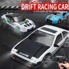 Electric/RC Animals RC CAR 24G 15KMH 124 FOURHWEEL HIGH SPEED DRIFT CARS RUBBER OCH DRIFT Två typer av däck Simulerade racingleksaker för Boy X0828