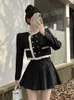 Tvådelad klänning högkvalitativ fransk vintage liten doft set kvinnor kort jacka kappa veckad kjol koreansk söt 2 kostymer 230828