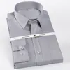Erkek Elbise Gömlek Erkekler Normal Fit Kırışıklık Dirençli Uzun Kollu Elbise Gömlek Tek Yama Cep 100% Pamuklu Resmi İş Klasik Üstler Gömlek 230828