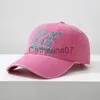 Skąpy brzeg kapelusze litera zielona gorące różowe czapki baseballowe mężczyźni regulowane swobodne haftowane bawełniane słoneczne czapki unisex stały kolor czapki j230829