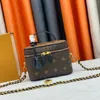 Torba projektantów mody mini przenośna torba na torbę vintage wytłoczona torba na ramię multi funkcjonalna skórzana torba łańcuchowa Temperament tkanin #45598