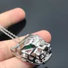 Ciondolo da donna in argento 925 con testa di leopardo dagli occhi verdi smaltato, dedicato alla creazione di collane di gioielli da donna di alta qualità e regali eurasiatici Kaka