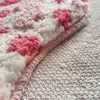 Mattor blomma blommor tuftade mjuka tusensköna grön rosa fluffiga golv oregelbundna mattor sängmatta non slip absorberande hem dekorera 1m 230828