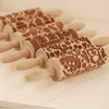 Arjmide Petit rouleau à pâtisserie avec motif de pommes de pin de maison de feuille de cerf d'ours de hibou pour l'outil de cuisson Mini rouleau à motifs en relief en bois HKD230828