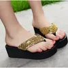 Pantoufles femmes tongs solides diapositives dames sandales épaisseur paillettes chaussures Zapatillas plage 2023