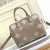 Designer Handbags Men's Women's Shoulder Bags Weekend Travel Bags Luxury Tote Bags Double Zipper Shopping Bags Classic Fashion Models