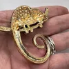 Brooches Fashion Personality Design Chameleon Brooch Pendant Rhinestone Green Head Enamel Lizard Costume Luxury Ladies Date Pin Gifts