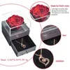 Couronnes de fleurs décoratives cadeaux pour elle boîte à bijoux rose éternelle 100 langues collier d'amour fleurs préservées cadeaux de fête des mères pour femmes 230828
