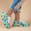 Klädskor kvinnors avslappnade sneakers mode målade graffiti snörning sporter skor för kvinnor platt pu läder damer löparskor 230829