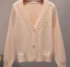 2023 maglioni da donna Classico modello retrò stile bocca Maglione invernale lavorato a maglia Cardigan femminile addensato adorabile divertente bianco rosa maglieria Donna gg