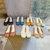 Роскошные дизайнерские таби-дизайнерские балерины женские туфли MM6 Сандалии Слайд Слайд Мода Высококачественная наполовину повседневная обувь Ballef Flat кожаная скользящая нагнетающая кожа