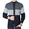 Camisolas masculinas Slim Fit Sweater Casaco Elegante Com Decote Em V Malha Cardigan Contraste Cor Listras Zipper Placket Para Outono Inverno