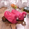 Mulheres de inverno chinelas de moda quente insur house de pelúcia grils sapatos de quarto desenho animado fofo flamingo slides rosa onsize t230828 774