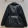 Tasarımcı Kadın Ceket Parkas Down Coat Moda Kısa Ceket Sıcak Palto Slim Corset Kalın Kıyafet Rüzgar Çekme Cep Çığlık