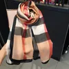 Cotten Scalf Fashion Luksusowe szaliki projektant Sciarpa Faulard Echarpe Big Cashmere Designer Schal Autumn and Winter Scalfs for Women Plaid Classic Christmas Gifts