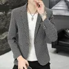 Herenpakken HOO 2023 Herfstkleding Business Casual Plaid Gedrukt Jasje Jeugd Knappe Slim-Fitting Blazer