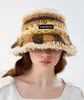 Stingy Brim Hats 2023 Wool Stripe Retro virkning CAP Handgjorda krokblomma Hattar Päls Värm stickning äkta Cap Korean Hat Women Luxury Panama Hat J230829